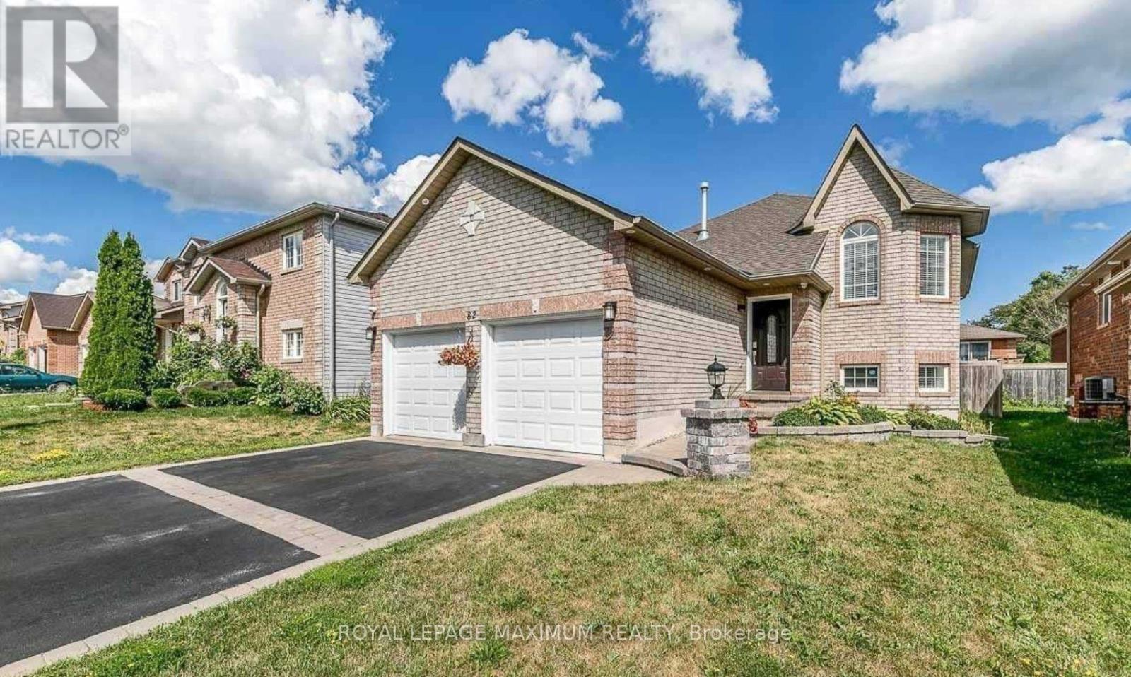MAIN - 82 AMBLER BAY