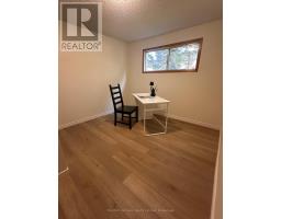 Bathroom - 117 Old Country Drive, Kitchener, ON N2E1S4 Photo 11