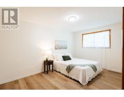 Living room - 117 Old Country Drive, Kitchener, ON N2E1S4 Photo 7