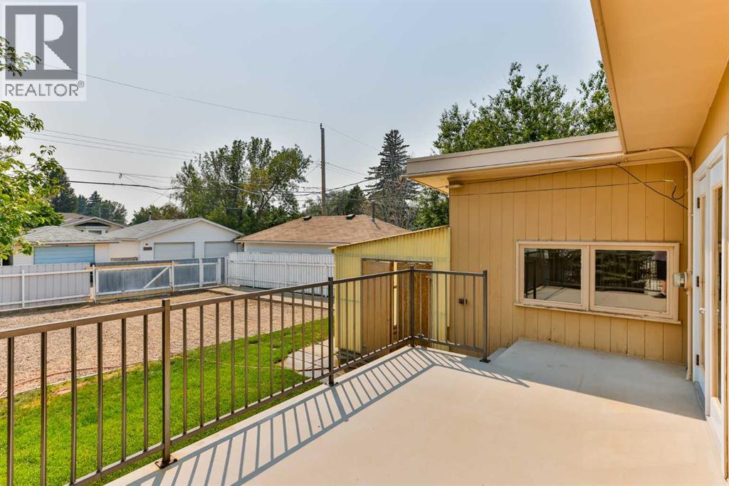 2206 16 Avenue South - Photo 24