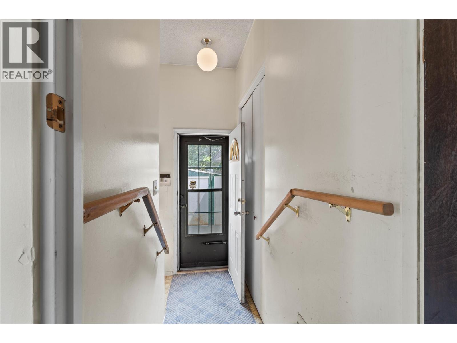 296 Gibraltar Court - Image 21