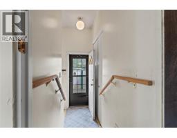 296 Gibraltar Court, Kamloops, BC V2C1P2 Photo 21