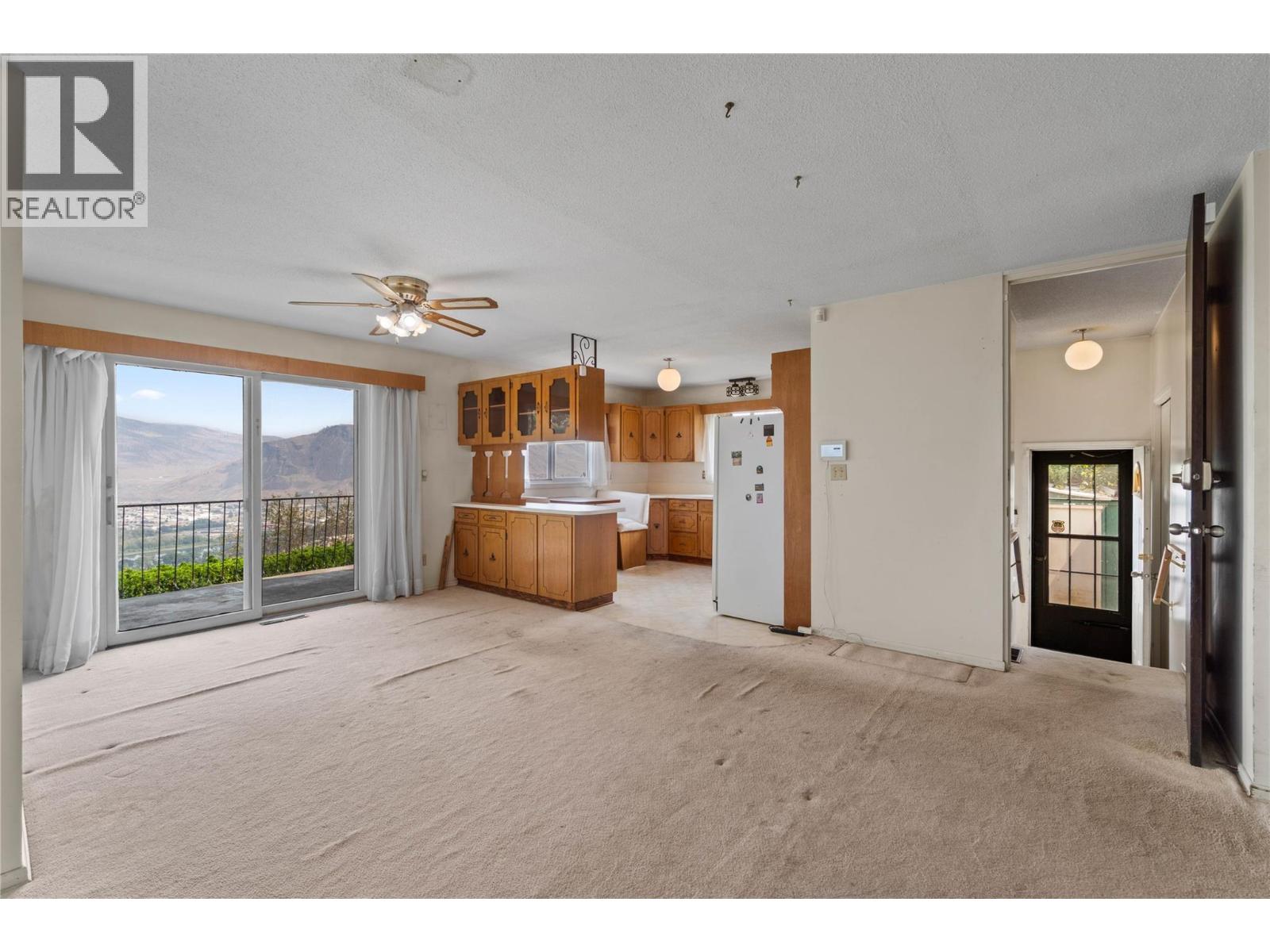 296 Gibraltar Court - 10