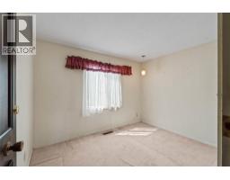 296 Gibraltar Court, Kamloops, BC V2C1P2 Photo 20