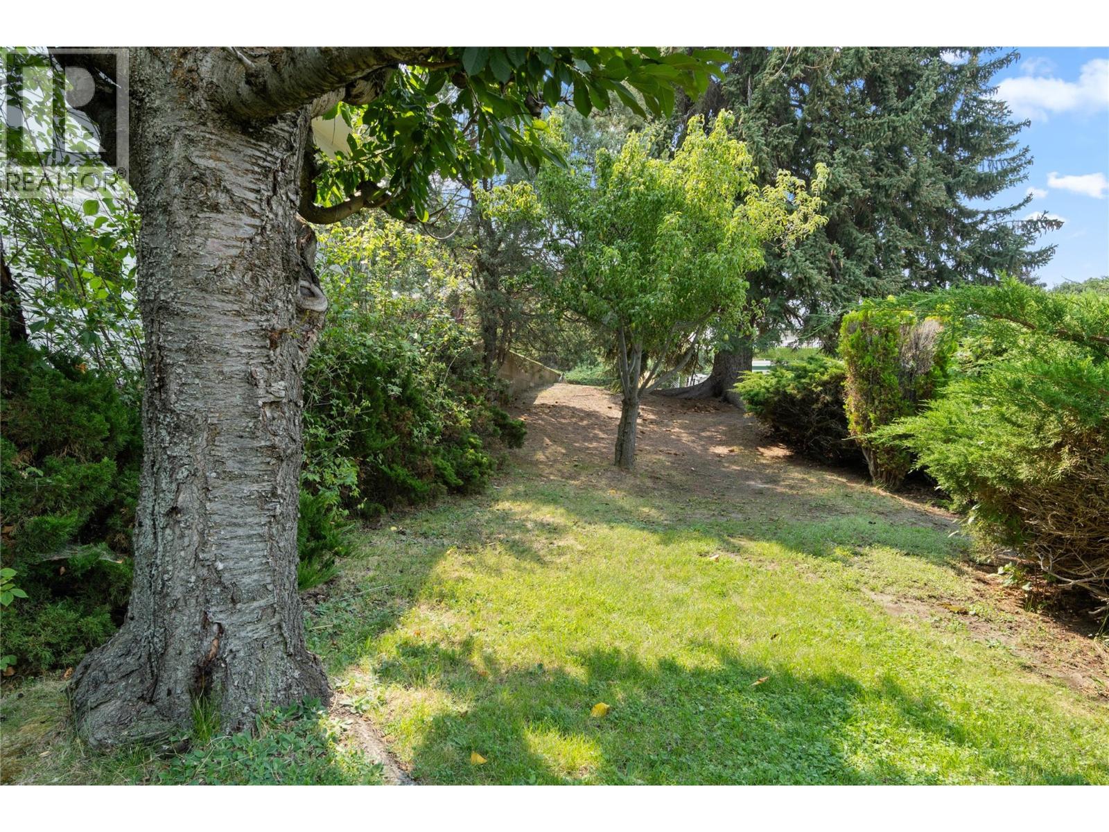 296 Gibraltar Court - 36