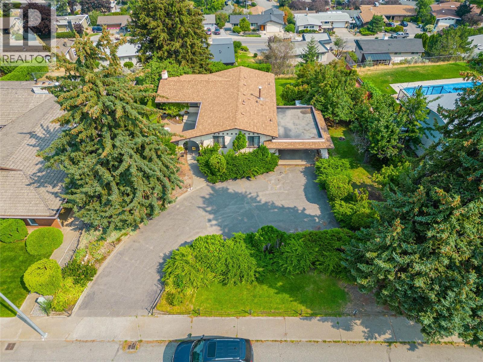 296 Gibraltar Court - Image 43