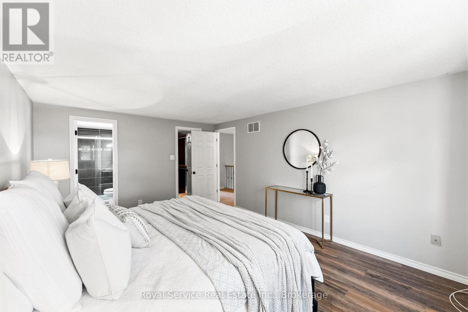 6 GILMOUR DRIVE - Image 27