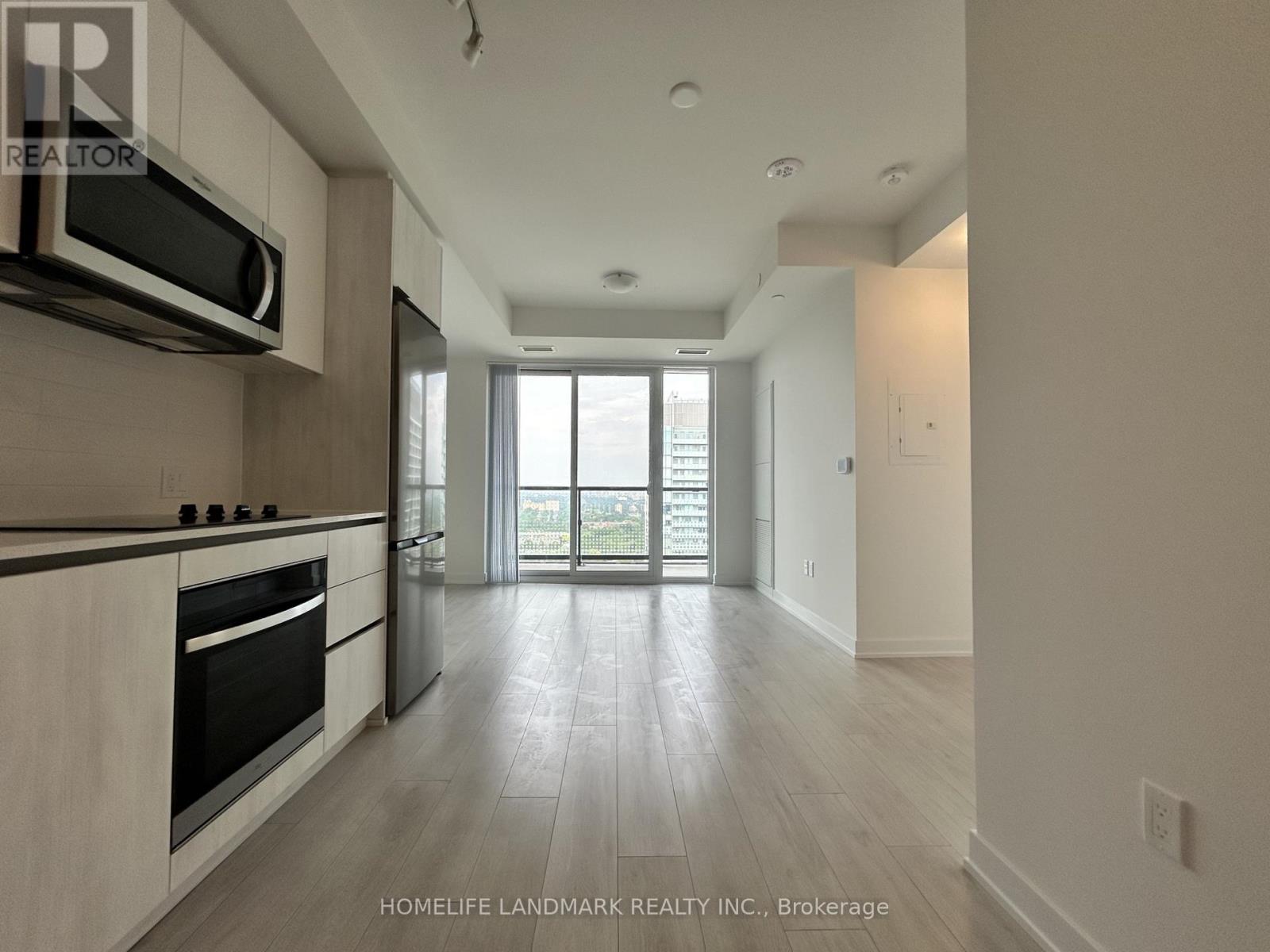 Photo of 5858 Yonge Street