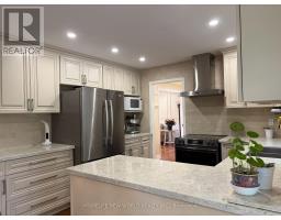 23 Lacey Court, Aurora, ON L4G5G3 Photo 11
