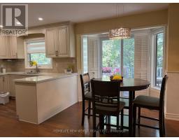 23 Lacey Court, Aurora, ON L4G5G3 Photo 9