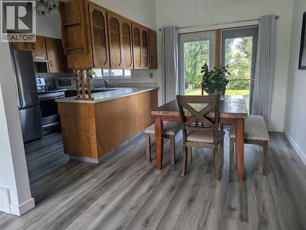 8 Louise Crescent - Photo 13