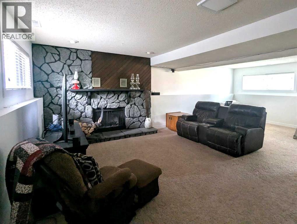 8 Louise Crescent - Photo 16