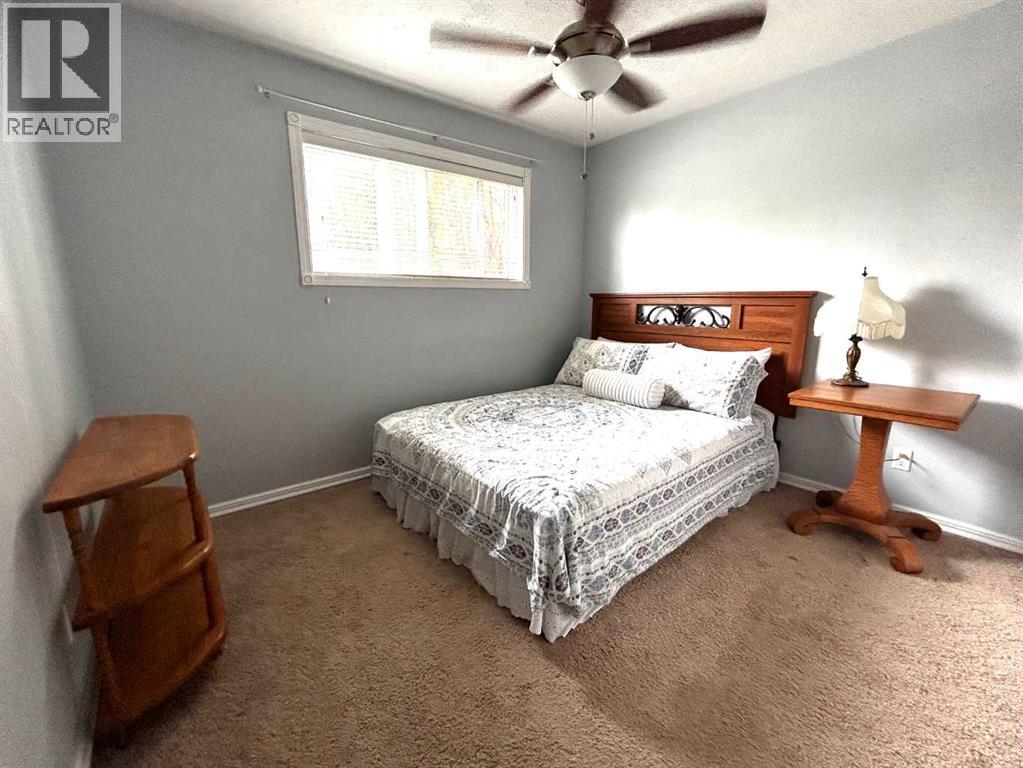8 Louise Crescent - Photo 19