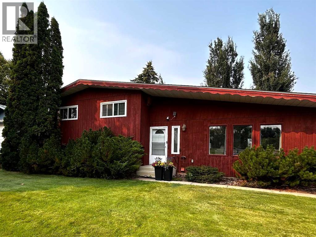 8 Louise Crescent