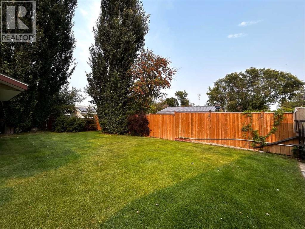 8 Louise Crescent - Photo 5