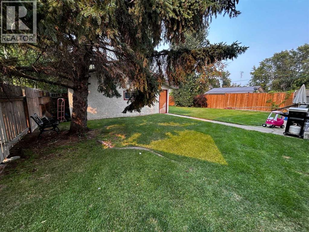 8 Louise Crescent - Photo 6