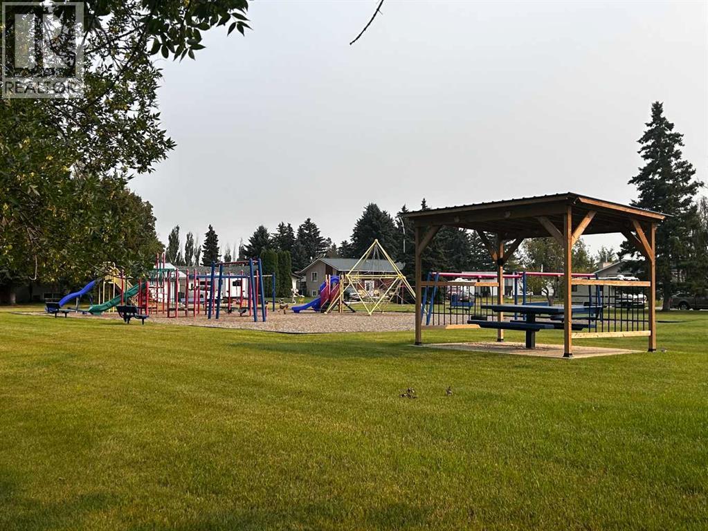 8 Louise Crescent - Photo 8