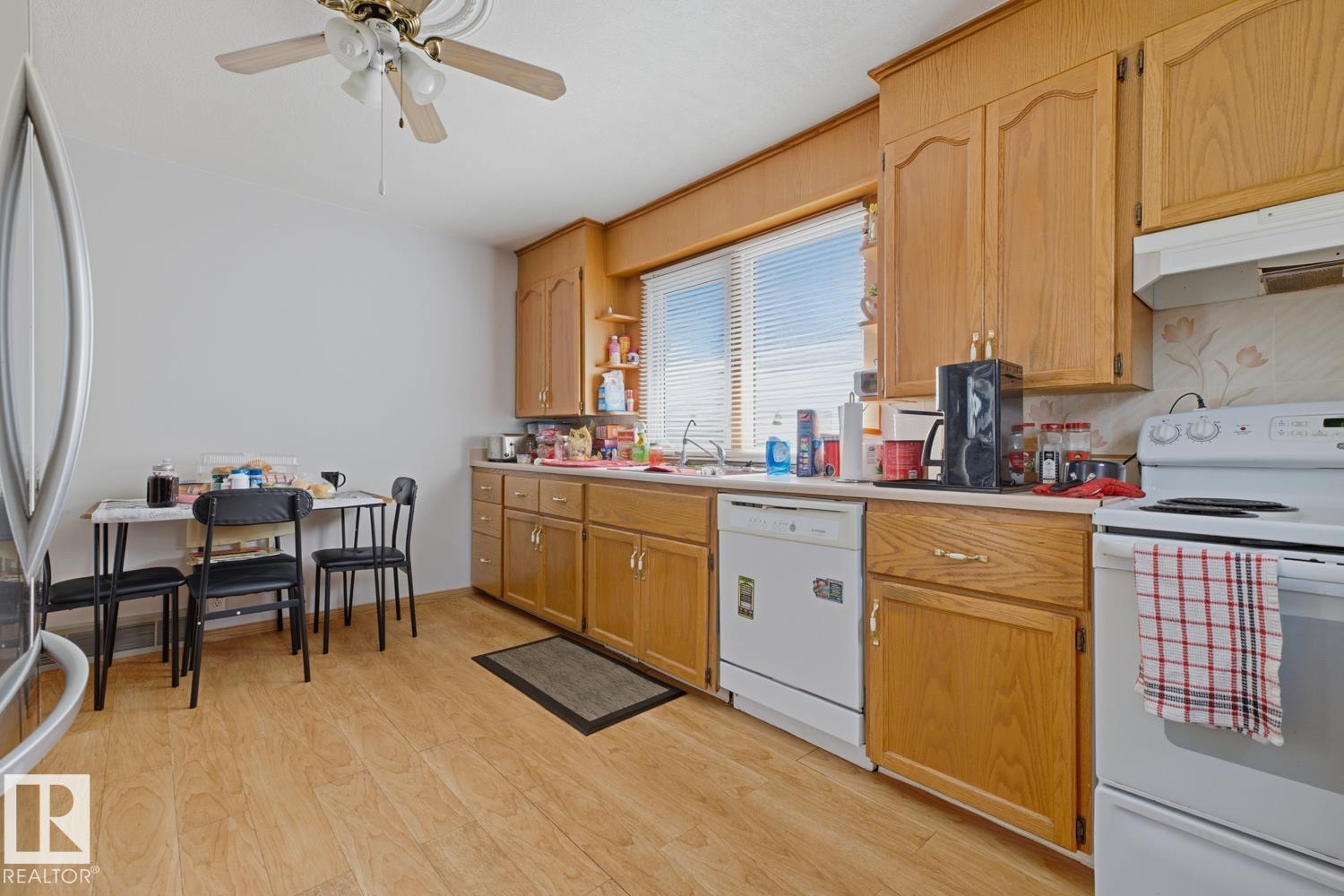 9716 162 st NW Edmonton NW - Photo 14