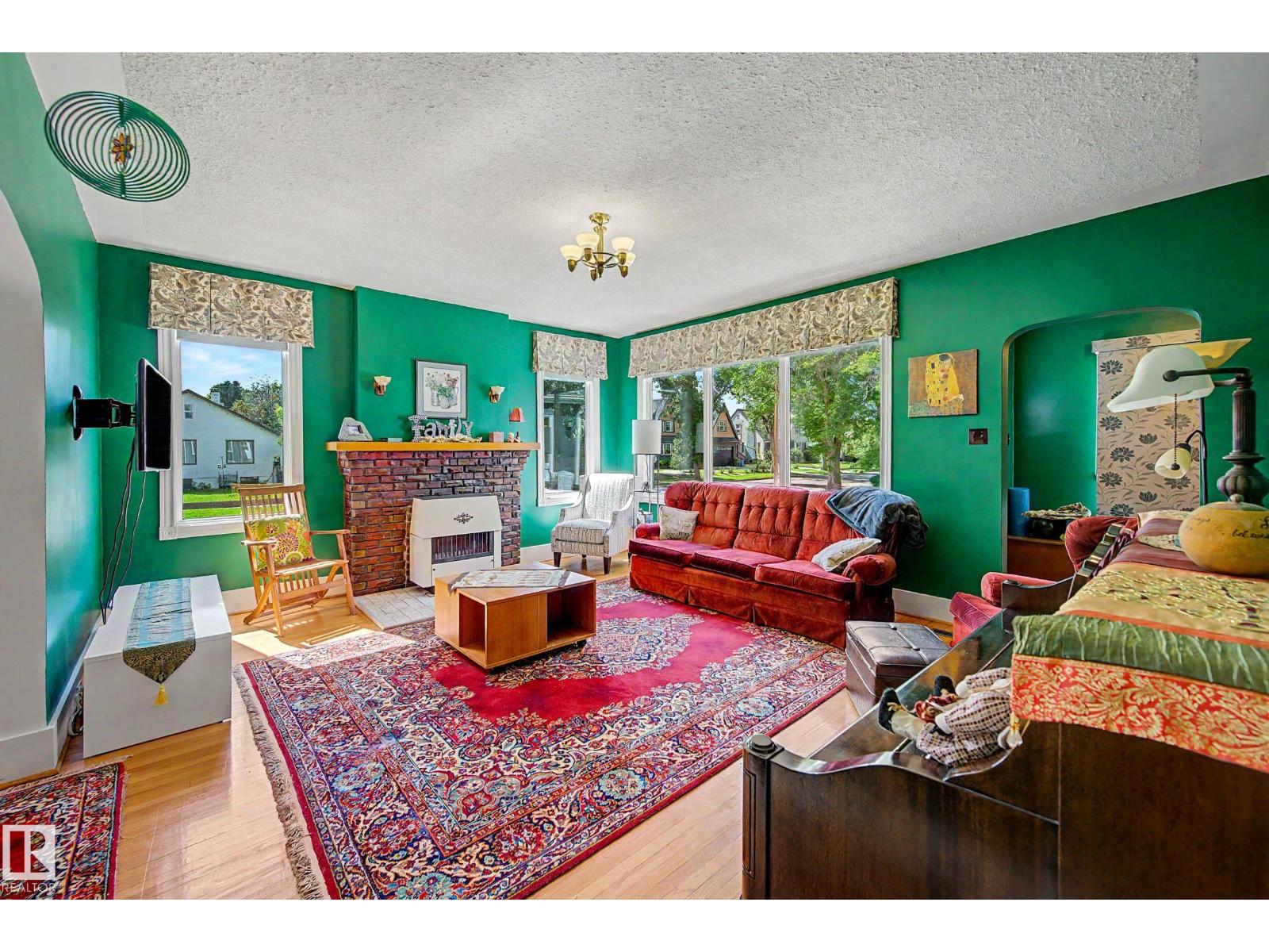 5320 49 Avenue - Photo 9