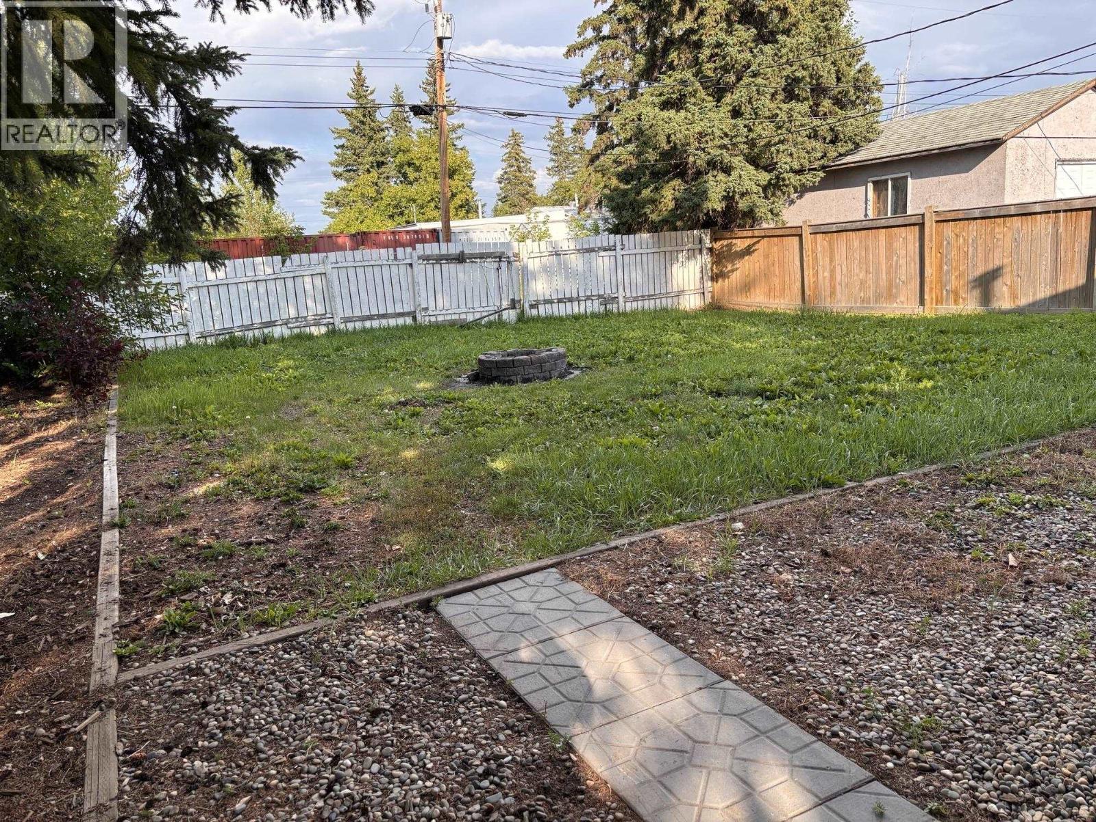 10279 101 STREET - 3