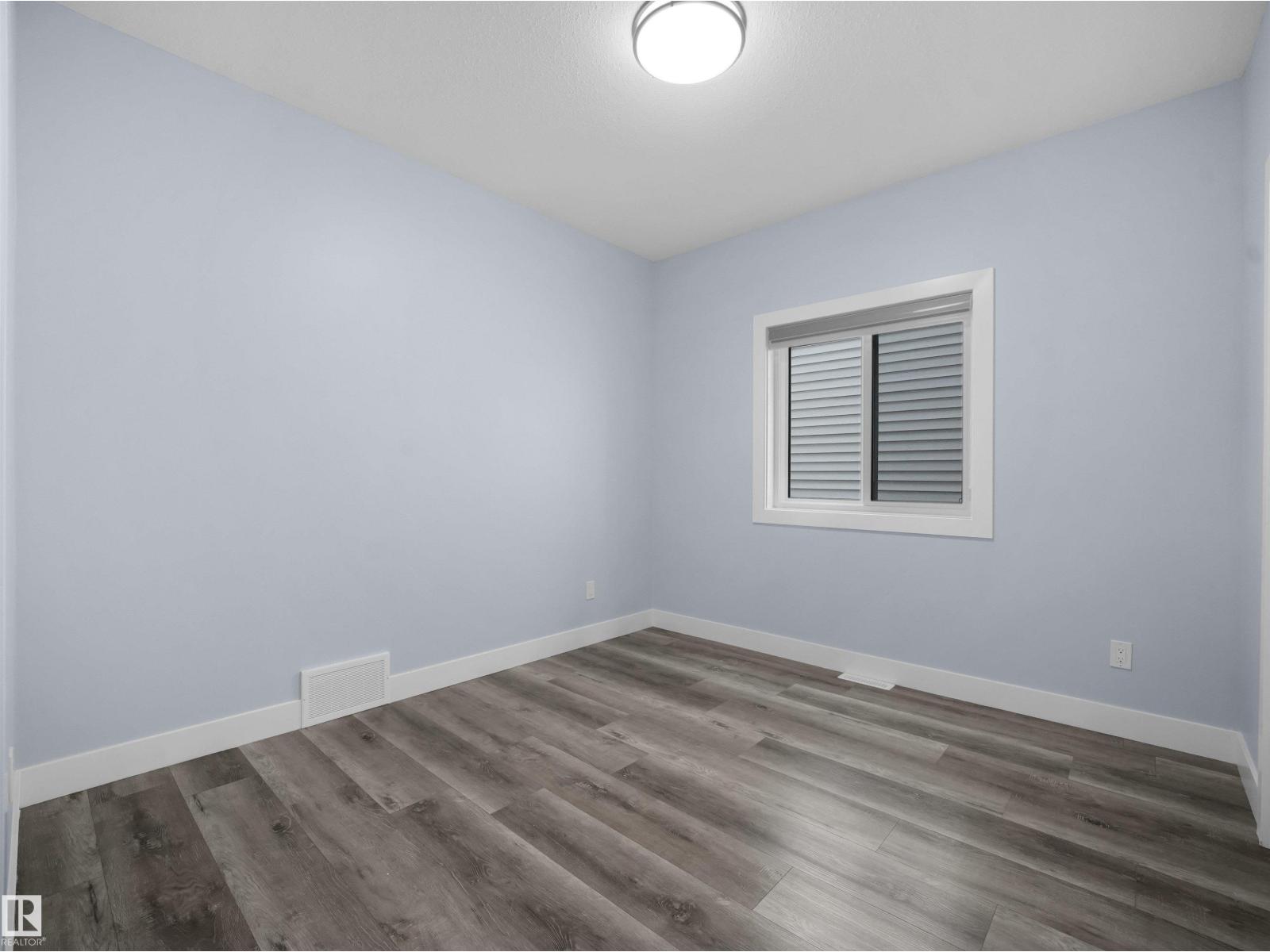 829 MORRIS AV - 18