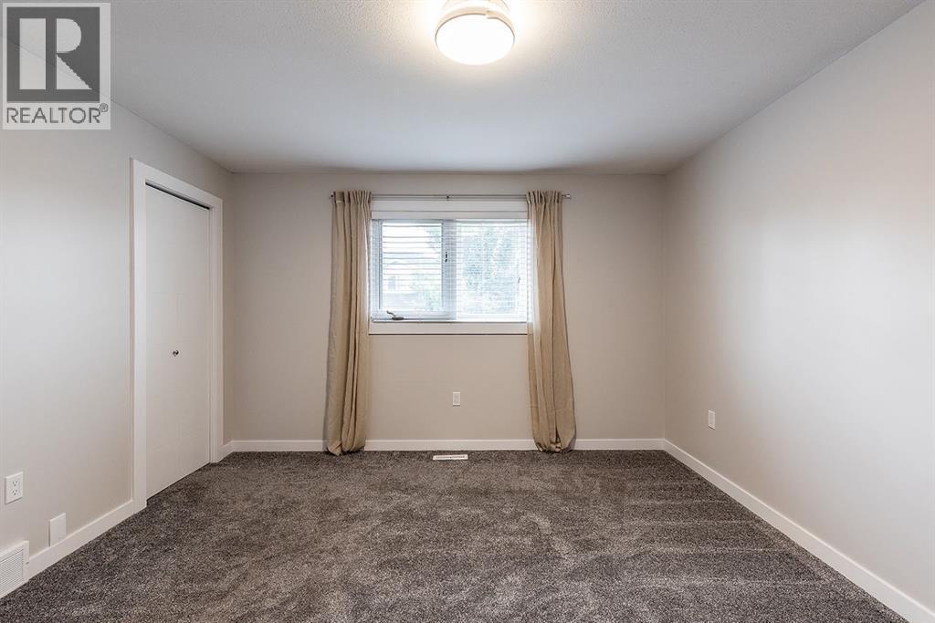 63 Smithson Street Southeast - Photo 20