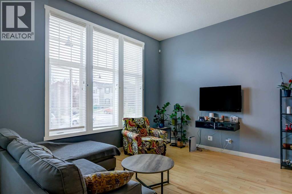 6 Elgin Meadows Road Southeast - Photo 5