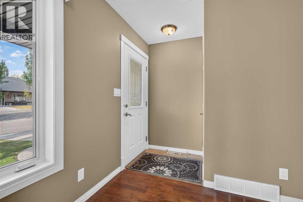 310 6 Avenue Northeast - Photo 7
