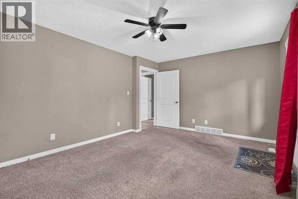 310 6 Avenue Northeast - Photo 21