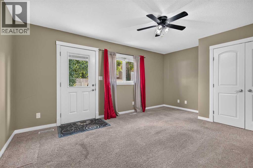 310 6 Avenue Northeast - Photo 20