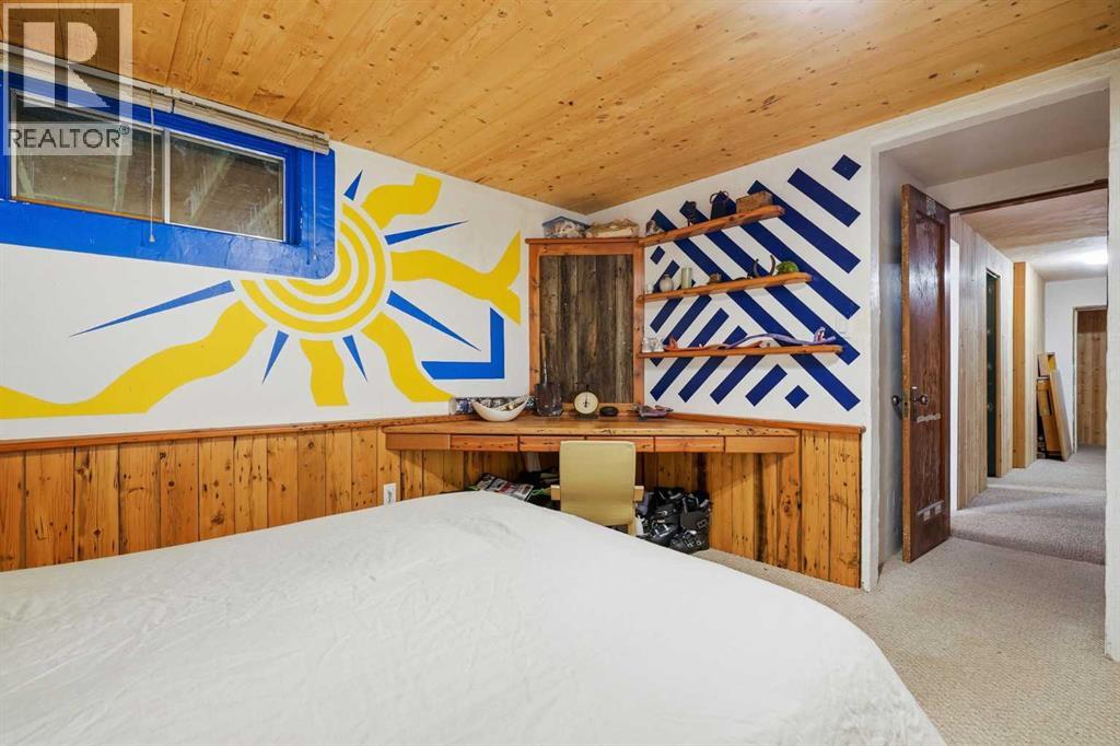 725 Calkins Place - Photo 33