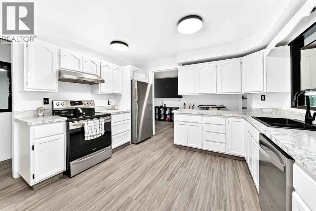 165 WILSON Crescent - Photo 5
