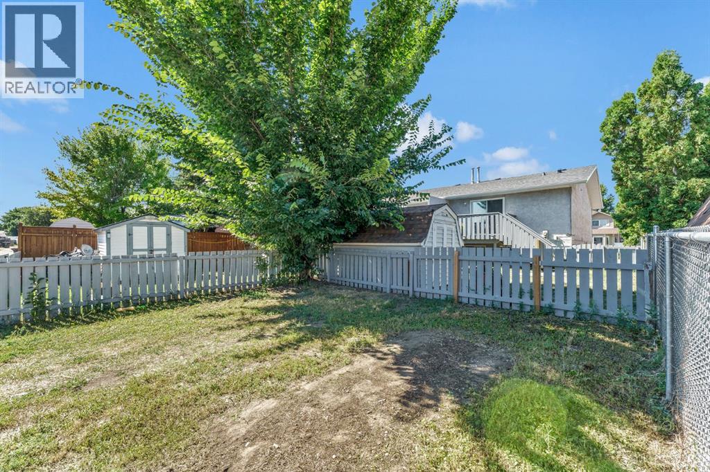 908 Ross Glen Drive Southeast - Photo 27