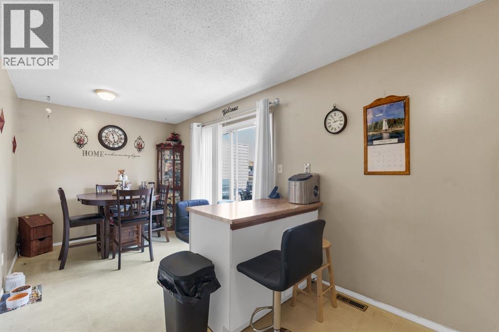 908 Ross Glen Drive Southeast - Photo 37