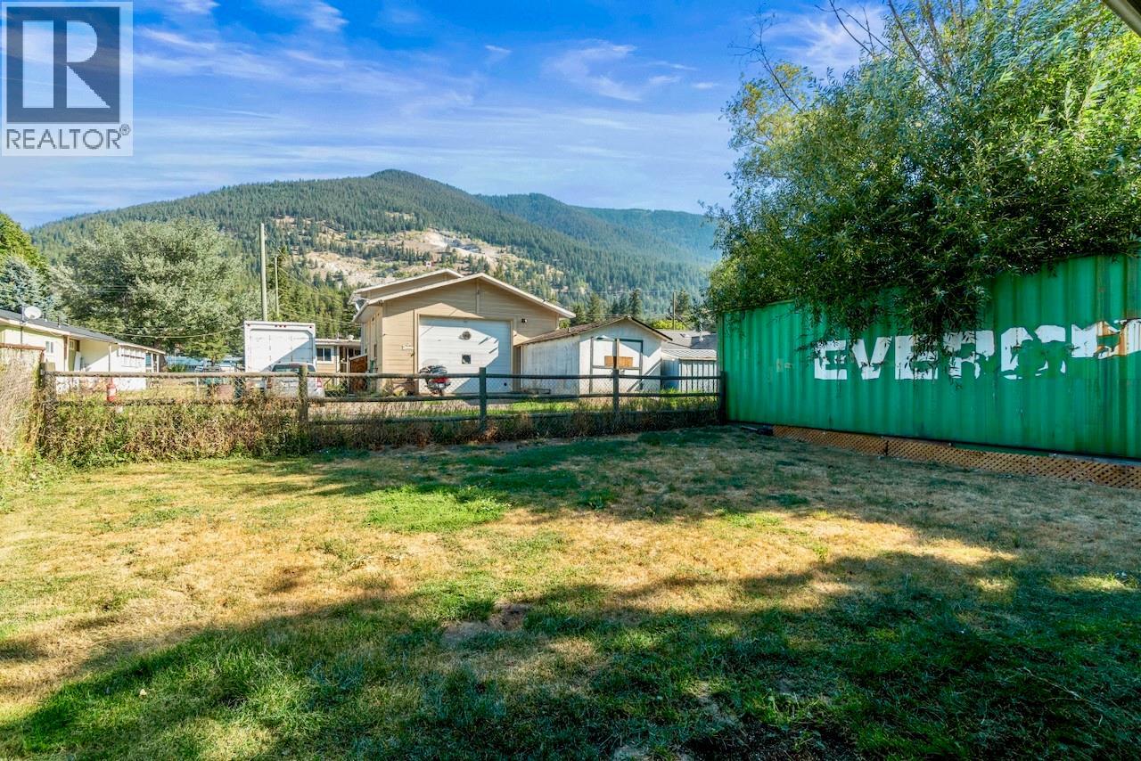 5722 97 Highway N - Image 3