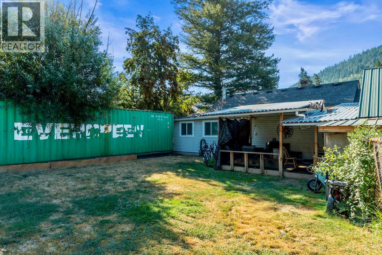 5722 97 Highway N - Image 33