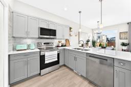 99 Whooping Crane Drive, Winnipeg, MB R2V5J1 Photo 9