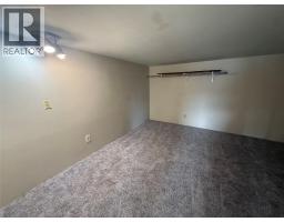 Living room - 925 Cornwall Crescent, Dawson Creek, BC V1G1P1 Photo 11