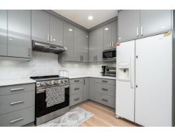 12538 64th Avenue, Surrey, BC V3W1W9 Photo 17