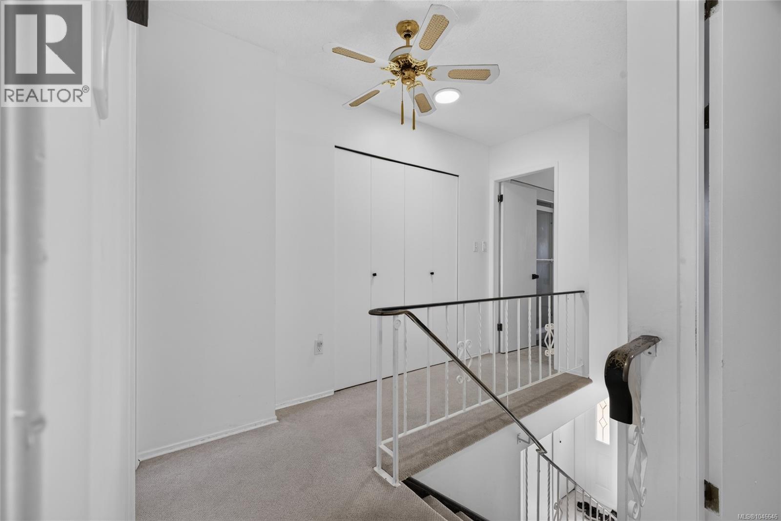 3 864 Swan St, Saanich