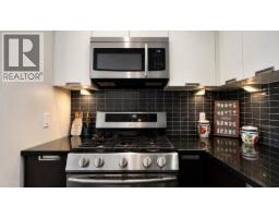 2808 2968 Glen Drive, Coquitlam, BC V3B0C4 Photo 6