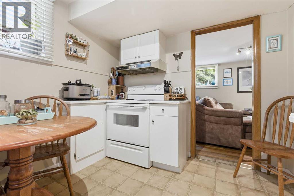 636 55 Avenue Southwest - Photo 25