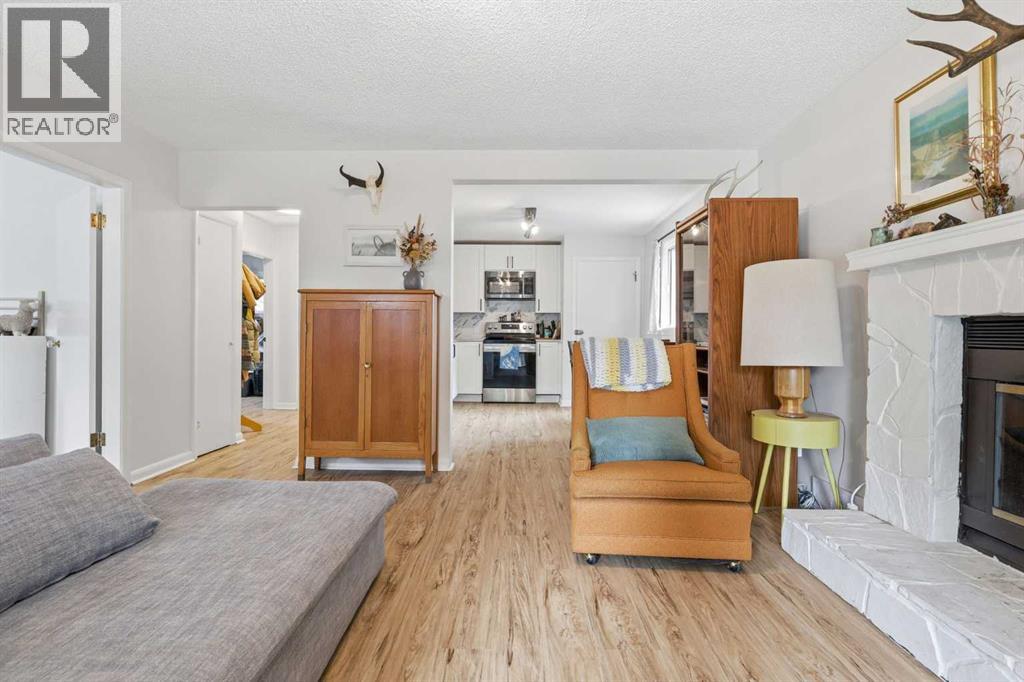 636 55 Avenue Southwest - Photo 8