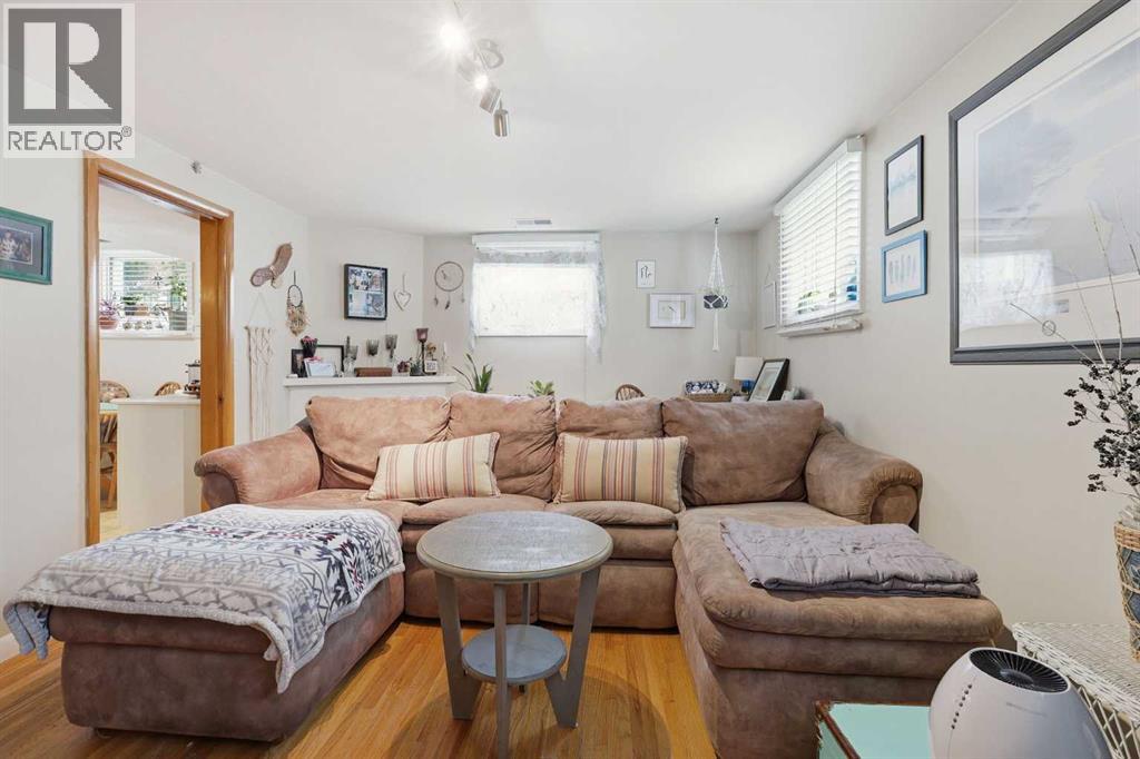 636 55 Avenue Southwest - Photo 21