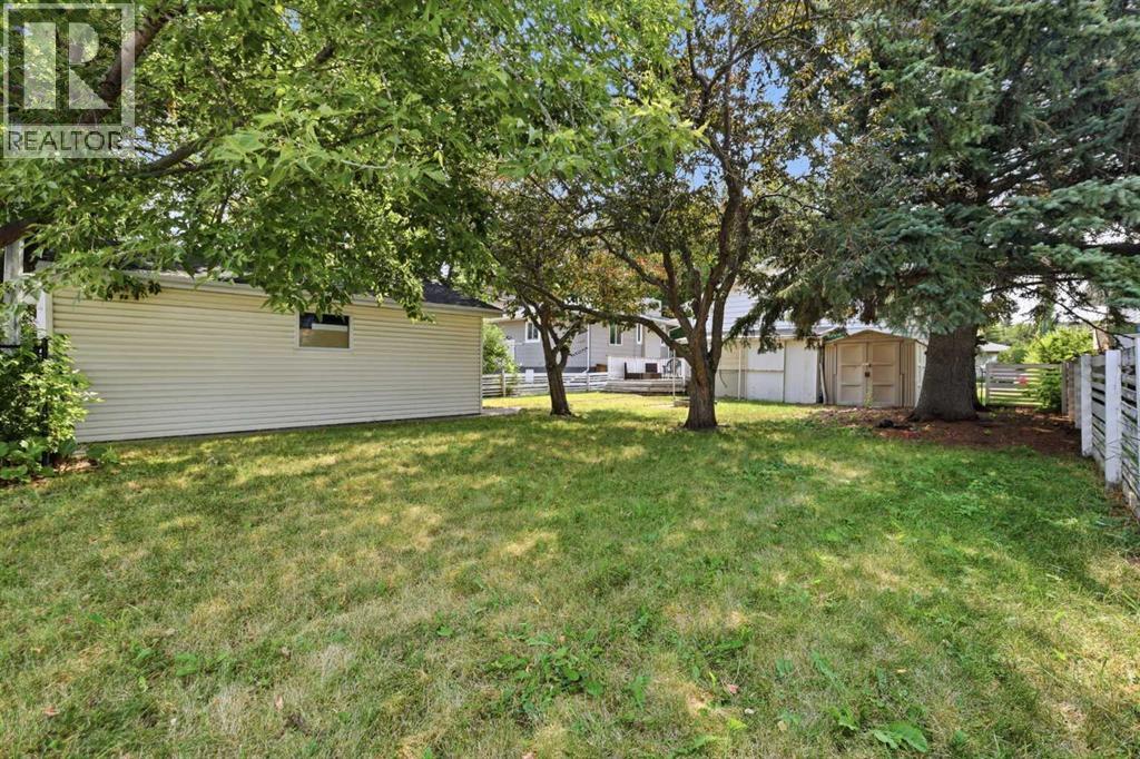 636 55 Avenue Southwest - Photo 31