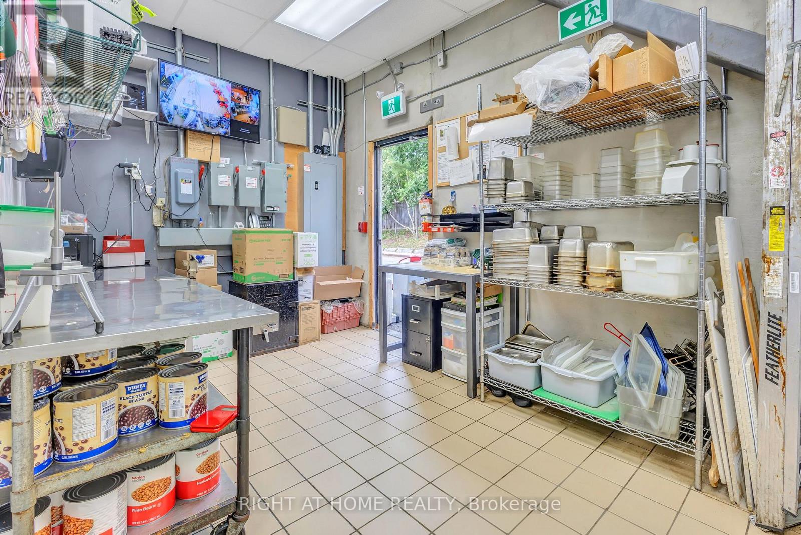 Business for Sale in Ottawa – 6081 HAZELDEAN ROAD, Ottawa – MLS# X13678888 - Image 21