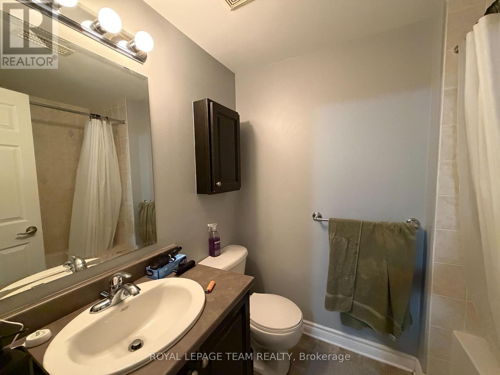 2 Bed, 3 Bath House for Rent in Ottawa – A – 419 CHAPMAN MILLS DRIVE, Ottawa – MLS# X13678896 - Image 18
