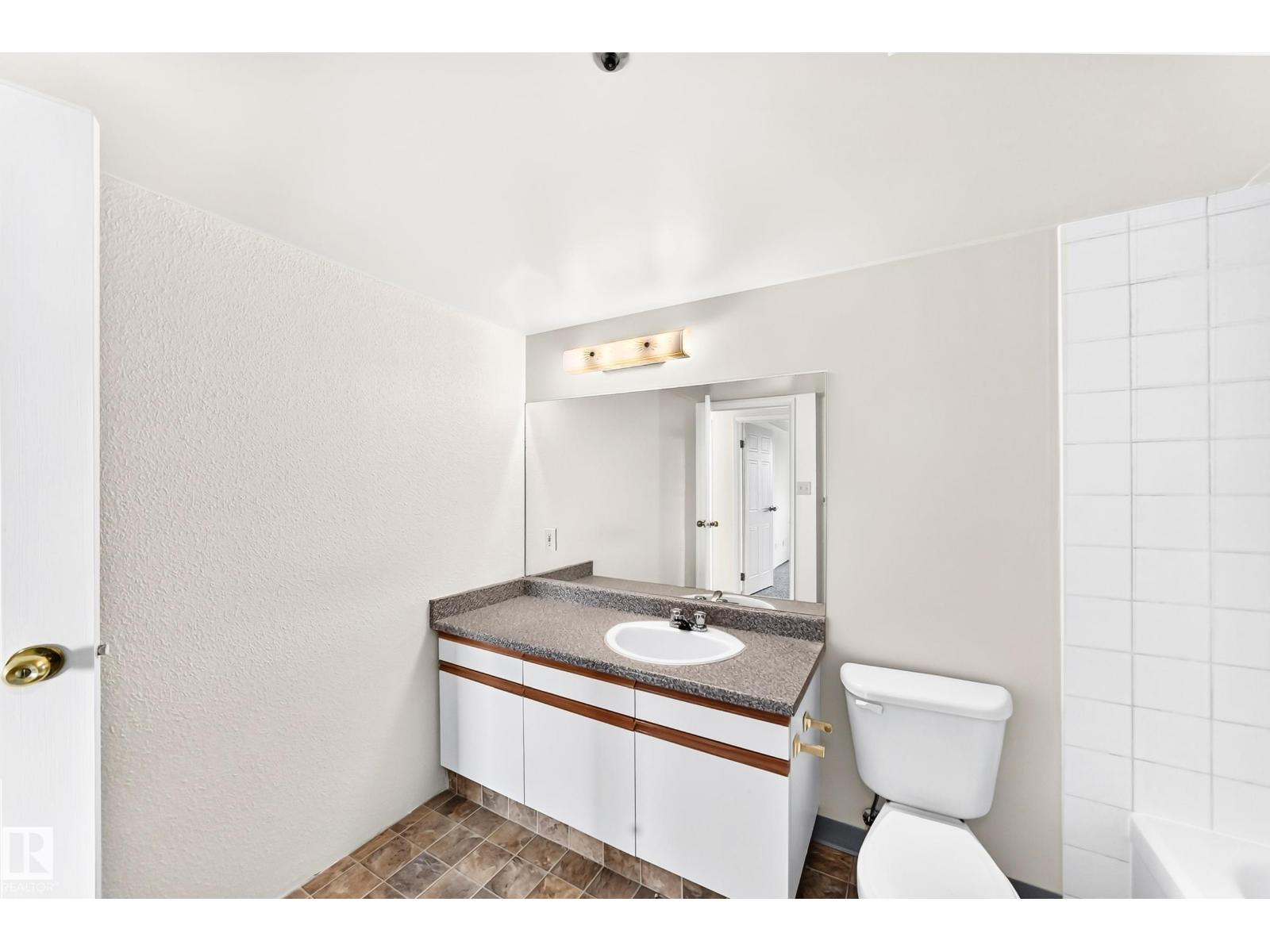 #706 11211 85 ST NW - 35