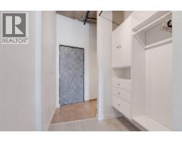 303 1061 Fort St, Victoria, BC V8V5A1 Photo 18