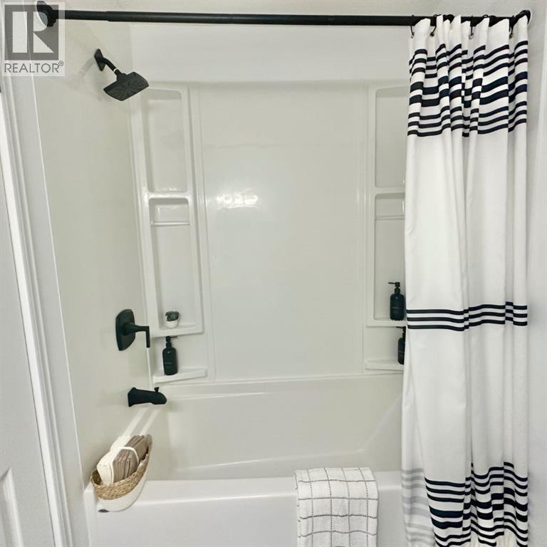 9919 101 Avenue - Photo 16